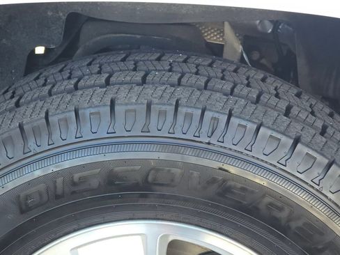 Used 2009 Chevrolet Tahoe LT w/ Luxury Package image 56