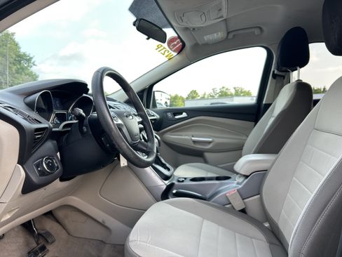 Used 2013 Ford Escape SE FWD image 11