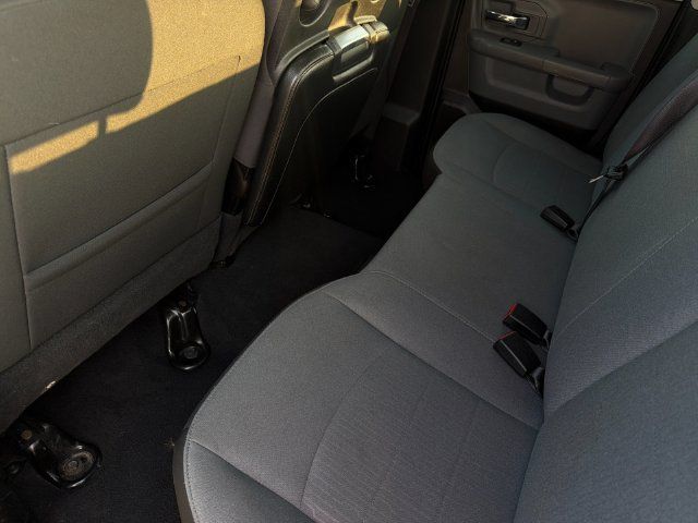 Used 2024 RAM 1500 Classic SLT AWD/4WD image 10