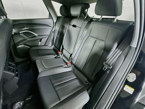 Used 2026 Audi Q5 Premium AWD/4WD image 9