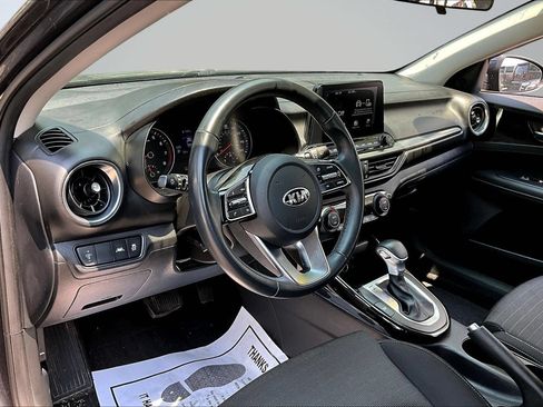 Used 2019 Kia Forte S FWD image 13
