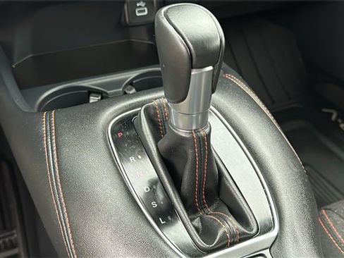 Used 2025 Honda HR-V Sport image 17