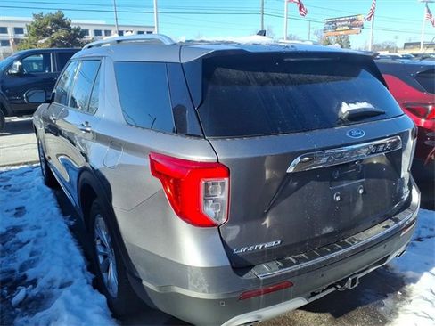 Used 2022 Ford Explorer Limited w/ Equipment Group 301A image 6