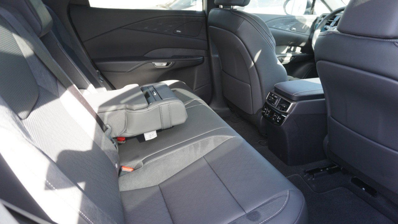 Used 2025 Lexus RX 350 AWD w/ Convenience Package image 17