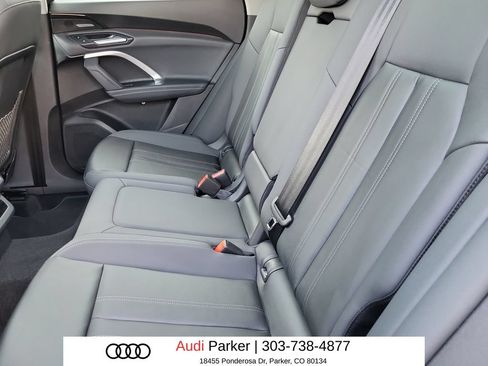 Used 2025 Audi Q5 Premium w/ Premium Plus AWD/4WD image 8