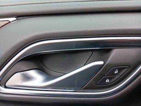 Used 2024 Chevrolet Tahoe Premier image 32