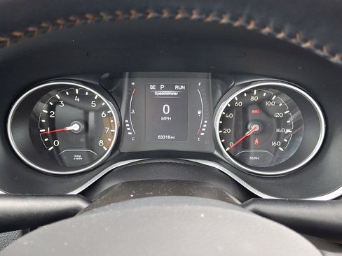 Used 2020 Jeep Compass Latitude w/ Cold Weather Group AWD/4WD image 23