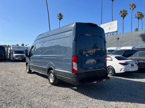 Used 2019 Ford Transit 250 148 High Roof Extended RWD image 9