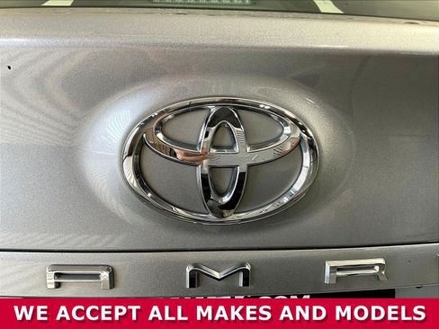Used 2018 Toyota Camry LE FWD image 22