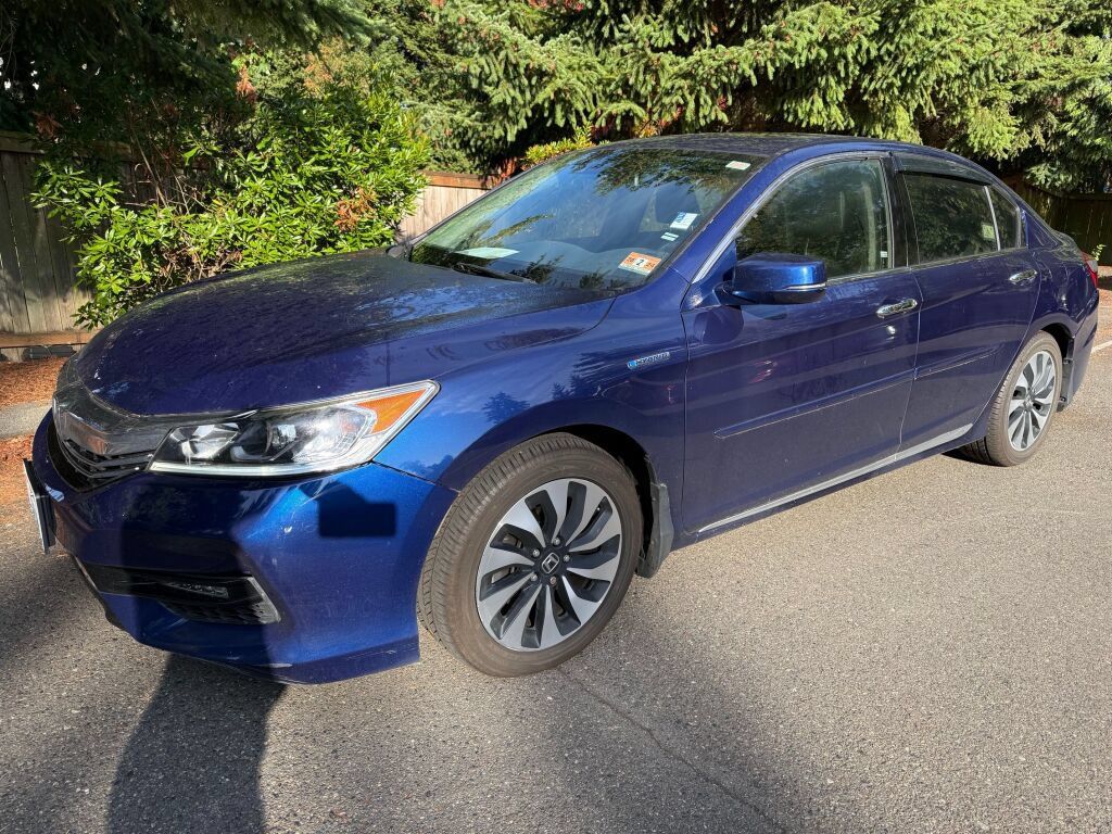 Used 2017 Honda Accord EX-L image 2