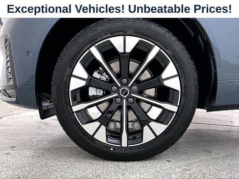 New 2026 Volvo XC60 B5 Plus w/ Protection Package Premier AWD/4WD image 38