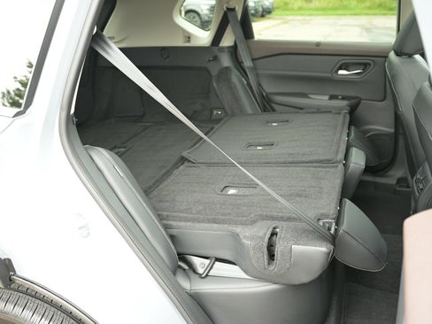 Used 2023 Nissan Rogue SL w/ SL Premium Package AWD/4WD image 49