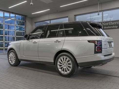 Used 2019 Land Rover Range Rover HSE image 13