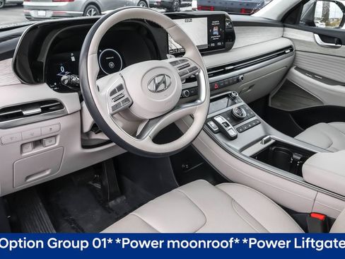 Used 2024 Hyundai Palisade Calligraphy image 5