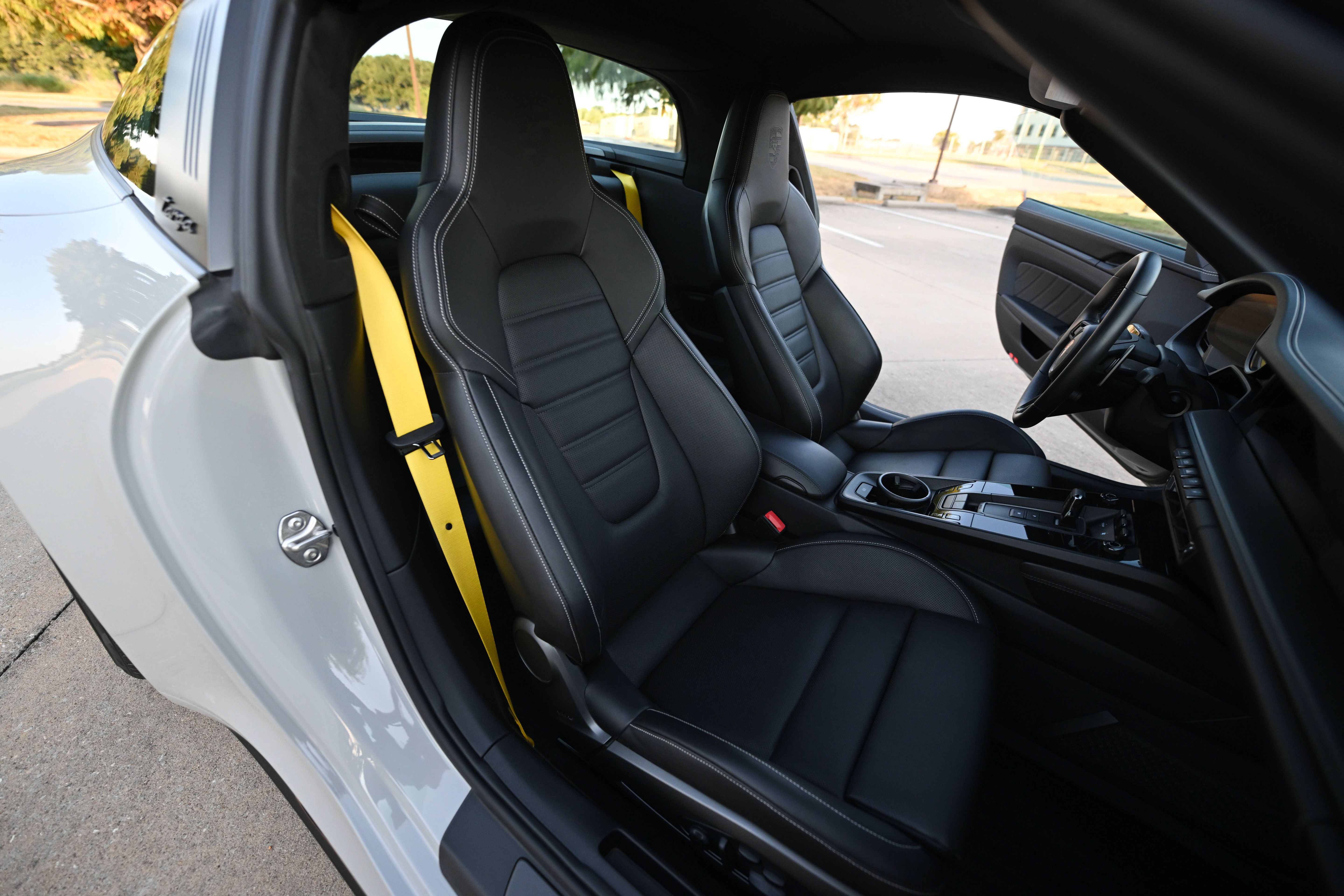 Used 2022 Porsche 911 AWD/4WD image 79