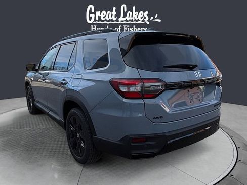 New 2026 Honda Pilot Black Edition image 3