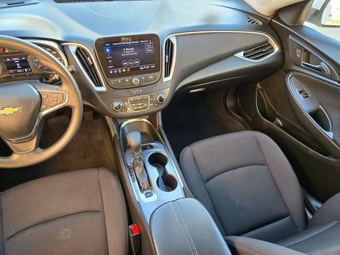 Used 2024 Chevrolet Malibu LT image 16