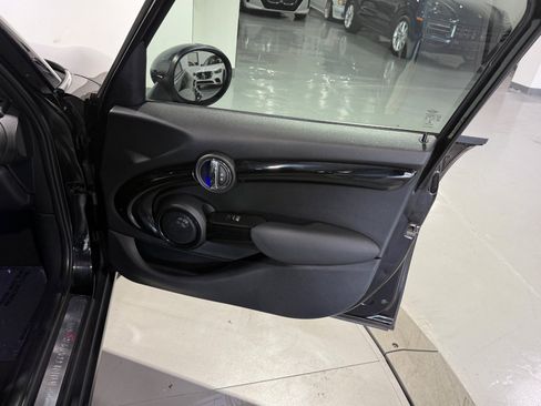 Used 2018 MINI Cooper S FWD image 37