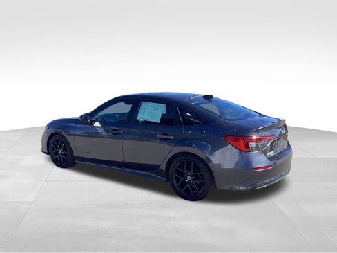 Used 2022 Honda Civic Sport image 4