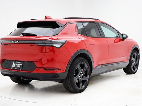 Used 2024 Chevrolet Equinox EV RS image 8