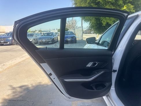 Used 2023 BMW 330i Sedan w/ Parking Assistance Package RWD image 11