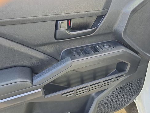Used 2026 Toyota Tacoma SR5 AWD/4WD image 12