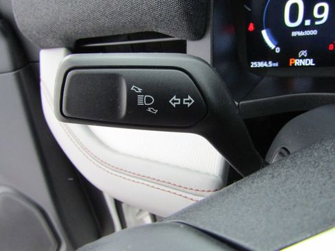 Used 2025 Ford Explorer Active w/ Active Comfort Package image 20