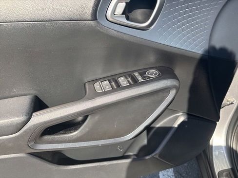 Certified 2023 Kia Soul EX FWD image 15