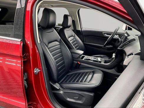 Certified 2024 Ford Edge SEL w/ Convenience Package AWD/4WD image 7