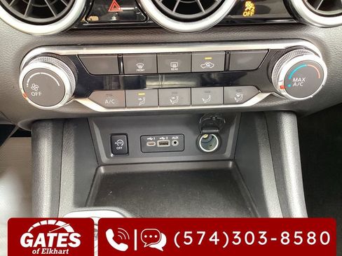 Used 2025 Nissan Sentra SV FWD image 16