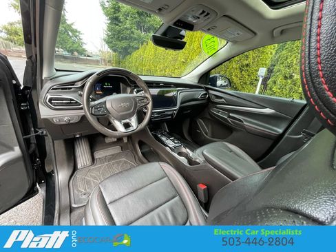 Used 2023 Chevrolet Bolt EUV Premier w/ Sun & Sound Package image 31