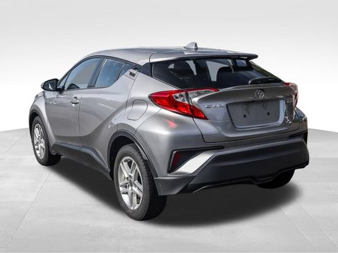 Used 2020 Toyota C-HR LE FWD image 6