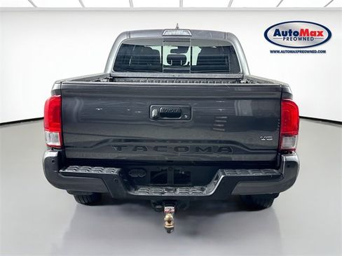 Used 2019 Toyota Tacoma TRD Off-Road image 7