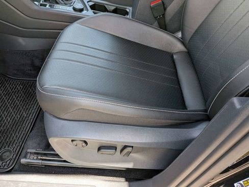 Certified 2022 Volkswagen Tiguan SE AWD/4WD image 21