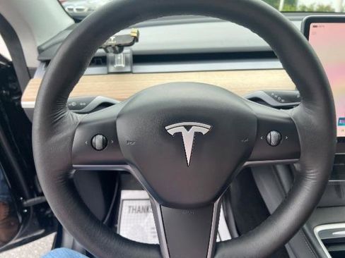 Used 2023 Tesla Model Y Long Range AWD/4WD image 26