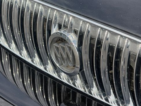 Used 2004 Buick Park Avenue Ultra w/ Ultra Luxury Package image 6