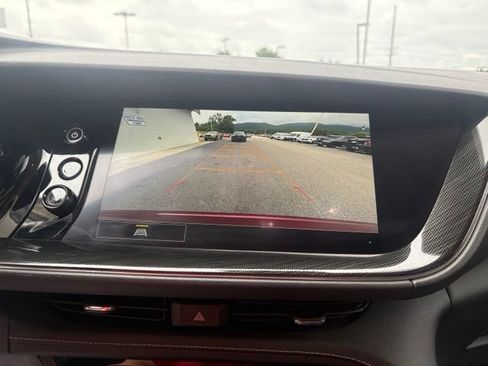 Used 2022 Buick Envision Preferred AWD/4WD image 5