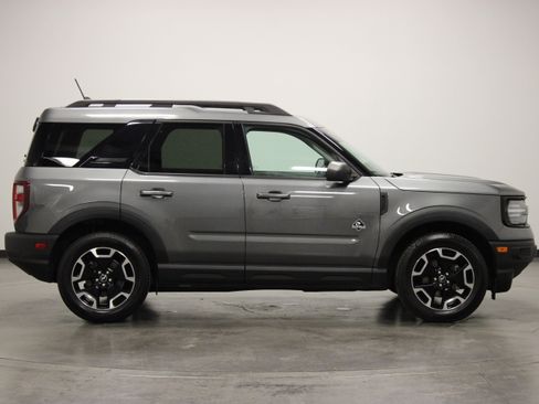 Used 2023 Ford Bronco Sport Outer Banks AWD/4WD image 9