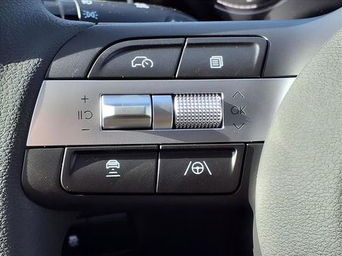 New 2026 Hyundai Tucson SE image 22