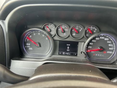 Used 2022 Chevrolet Silverado 1500 Custom w/ Rally Edition AWD/4WD image 10