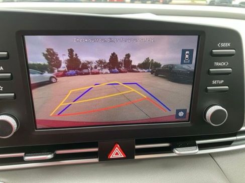 Used 2023 Hyundai Elantra SEL FWD image 19