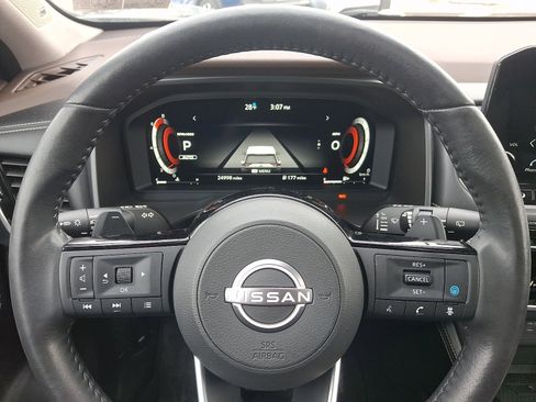 Used 2023 Nissan Rogue Platinum w/ Platinum Premium Package image 20