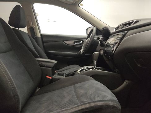Used 2016 Nissan Rogue S w/ Appearance Package AWD/4WD image 21