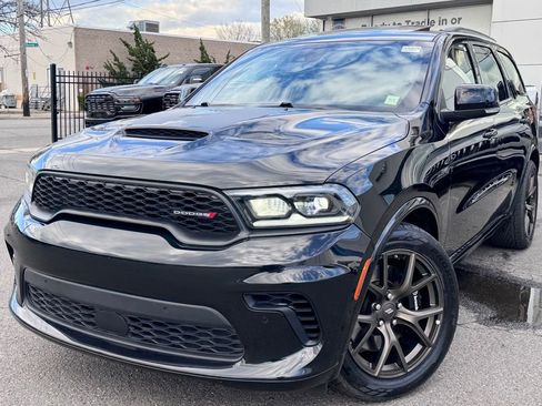 Used 2025 Dodge Durango R/T image 3