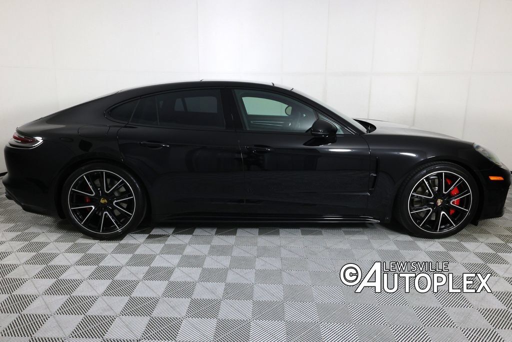 Used 2020 Porsche Panamera GTS AWD/4WD image 4