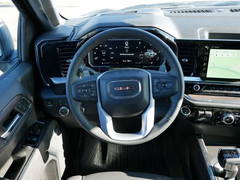 New 2026 GMC Sierra 1500 SLT w/ SLT Premium Plus Package image 9