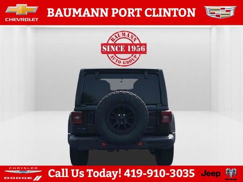 New 2023 Jeep Wrangler Unlimited Rubicon 4xe AWD/4WD image 5