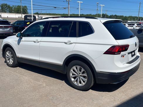Used 2018 Volkswagen Tiguan S AWD/4WD image 4