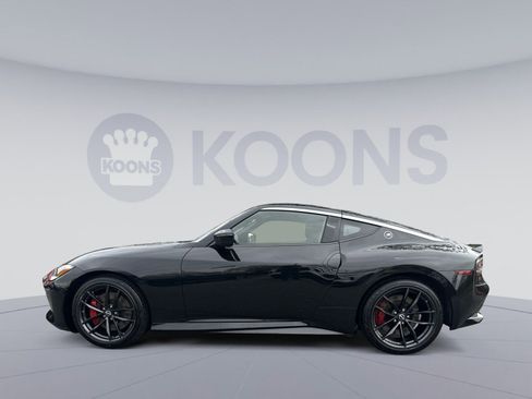 Used 2024 Nissan Z Performance w/ Floor Mat Package RWD image 2