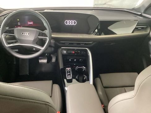 New 2025 Audi Q5 Premium Plus image 11